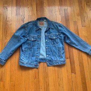 Levi’s ex boyfriend trucker jacket